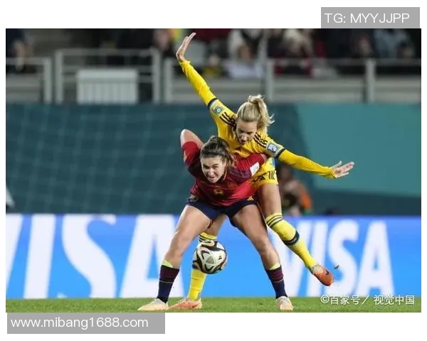 足球明星背后的女人：探索各大球星老婆的故事与影响力