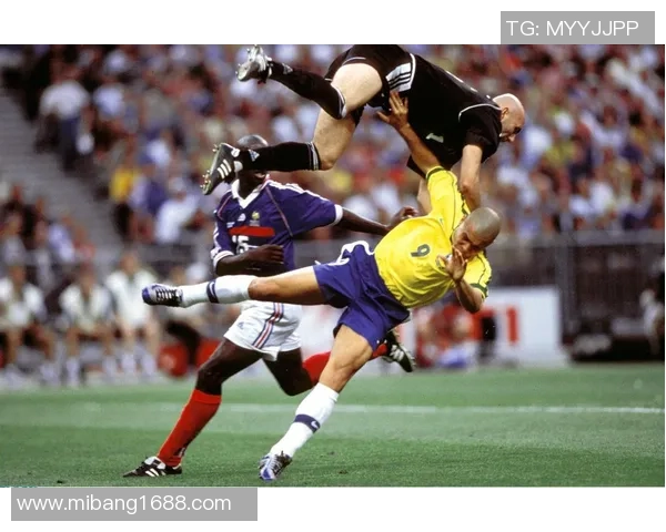 足球巨星进球精彩瞬间动画集锦全程回顾震撼呈现